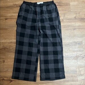 Calvin Klein Men's Charcoal and Black Checkered Joggers